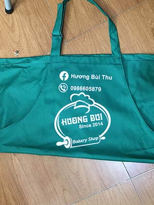 In tạp dề Tiệm bánh mỳ Huong Bui 2014