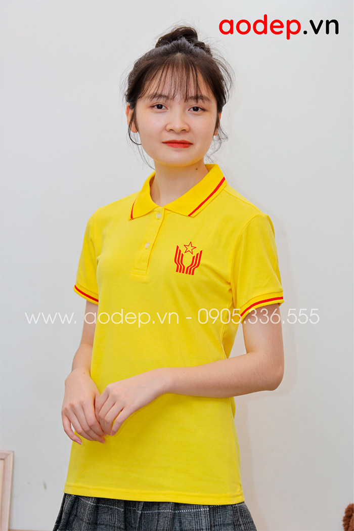 In áo phông màu vàng hình ngôi sao | In ao phong dong phuc