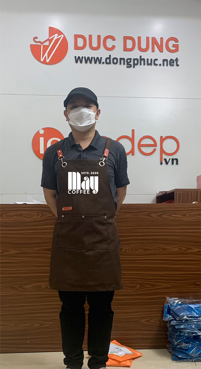 In tạp dề Quán May Coffee ESTD 2020 | In tap de dong phuc
