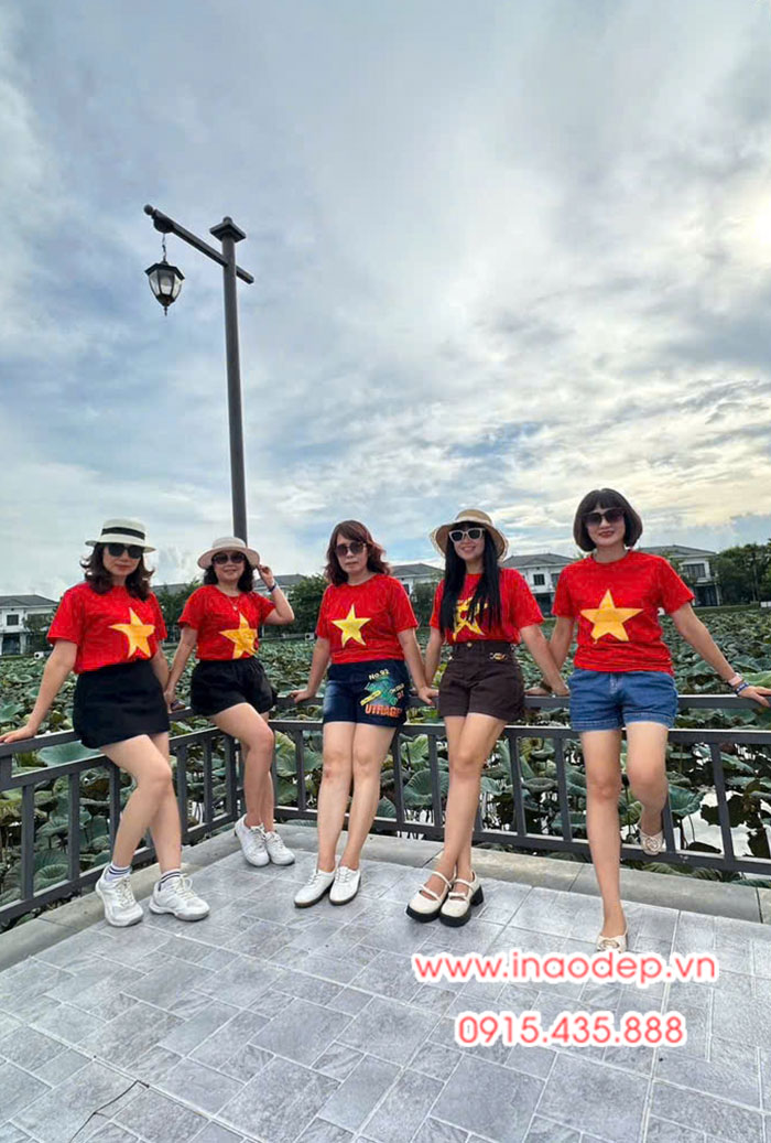 In Áo cờ đỏ in ngôi sao vàng trên mặt trước | In ao co do sao vang