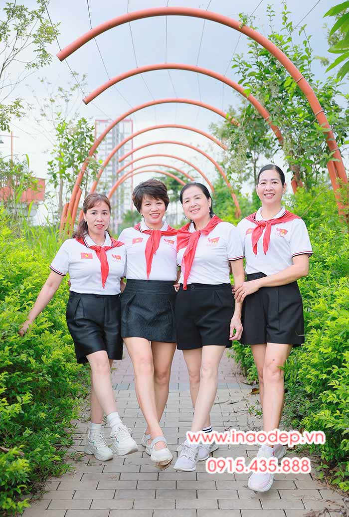 In Áo phông màu trắng In lá cờ Việt Nam cùng với khăn quàng đỏ sao vàng | In ao co do sao vang