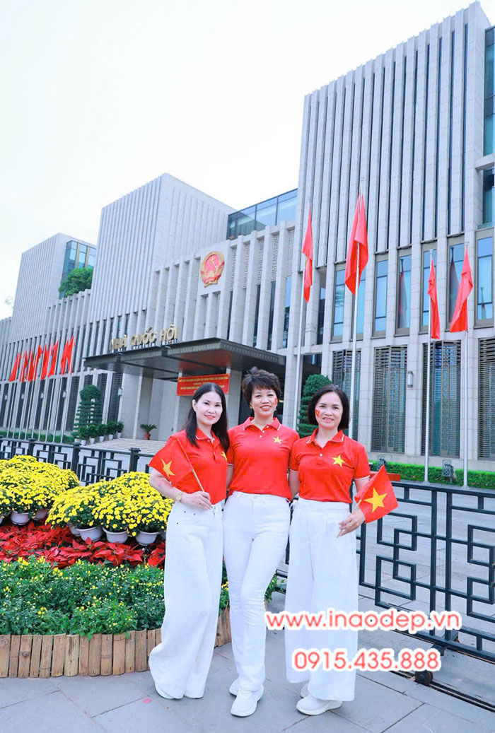 In Áo polo cờ đỏ in ngôi sao vàng trên ngực trái | In ao co do sao vang