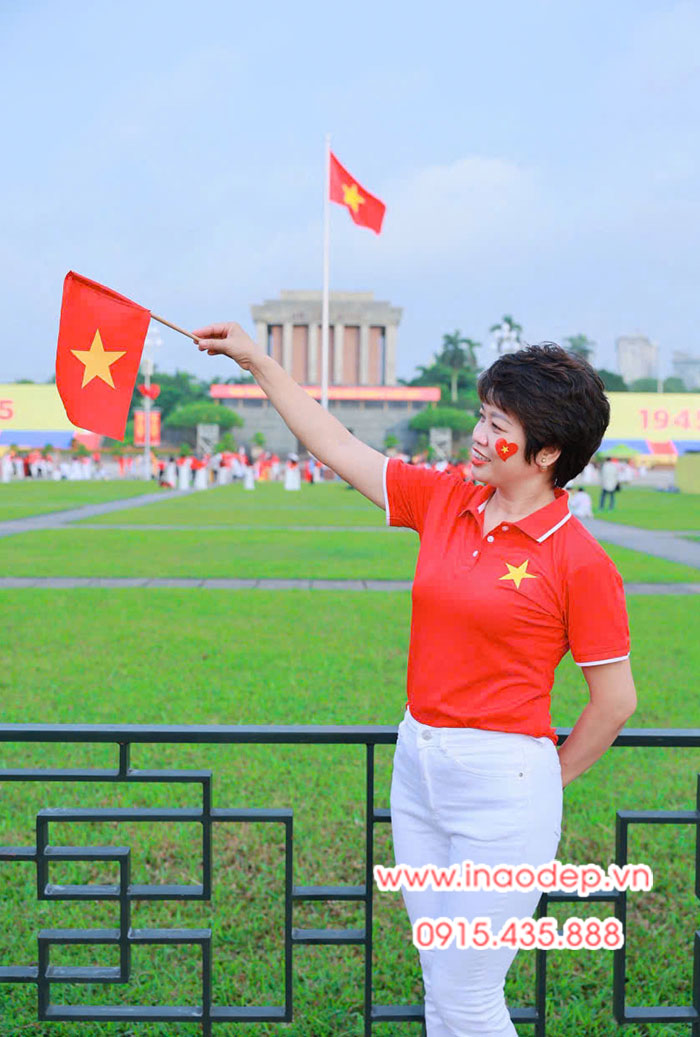 In Áo polo cờ đỏ in ngôi sao vàng trên ngực trái | In ao co do sao vang